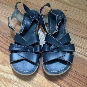 Saltwater sandals